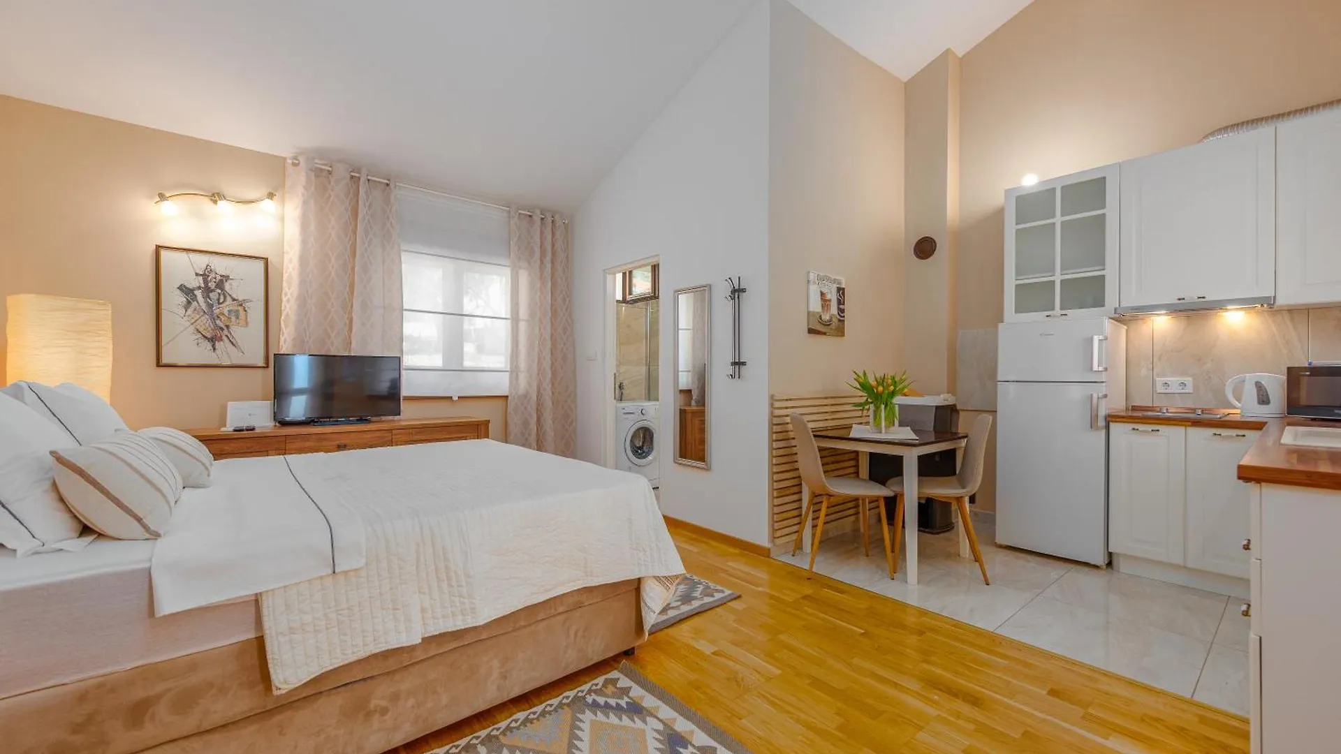 Studio Apartment Little Paradise Sukosan