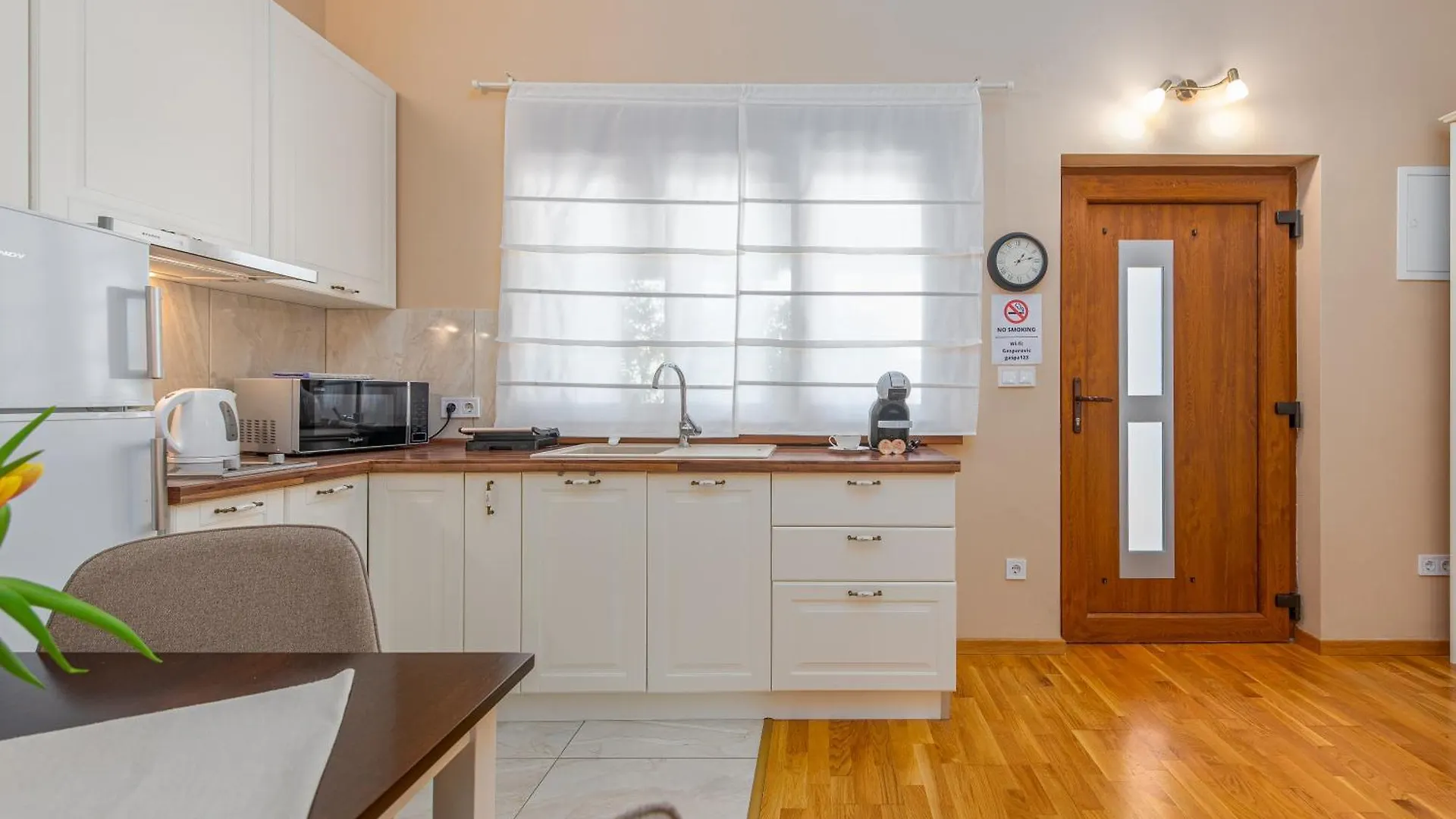 Studio Apartment Little Paradise Sukosan